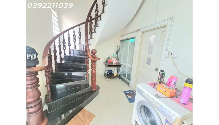 HXH 7 CHỖ - 500m RA HOÀNG DIỆU 2 - 130m2 SÀN - 3 TẦNG KIÊN CỐ - Ở NGAY ĐÓN TẾT